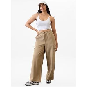 Athleta Promenade High Rise Cargo Pant Beige Tan sz MP and LP Relaxed Stretch